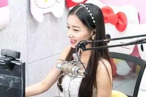 娱乐主播直播间吃瓜事件,主播直播间吃瓜事件引发热议