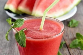 娱乐吃瓜君草莓酱,娱乐吃瓜君的甜蜜揭秘之旅